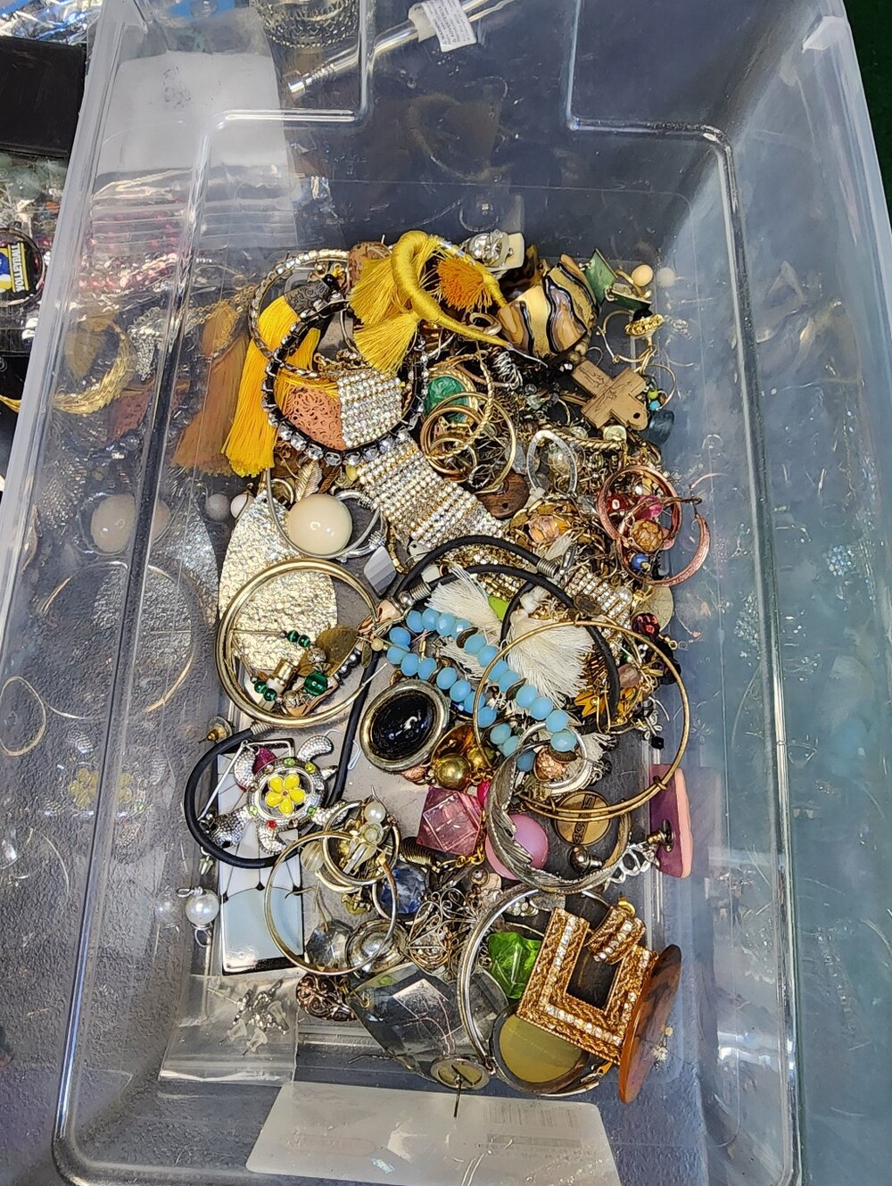 1lb Mixed Jewelry For Crafting May Or May Not Have Matches